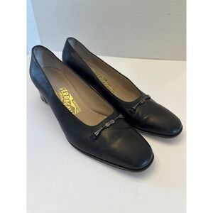 Salvatore Ferragamo 6.5B Black Leather Vara Bow Pumps Shoes  **read notes/pics